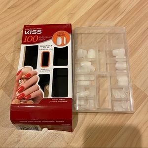 KISS Short Square Full Cover Nails NO GLUE